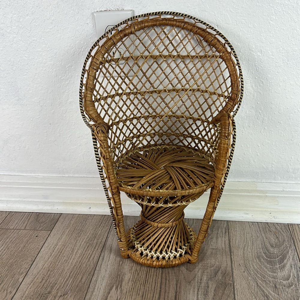 Vintage Mini rattan peacock chair 16”